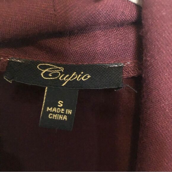 Cupio Women's Burgundy Full Zipper Long Sleeves Sweater Size Small - Picture 3 of 8